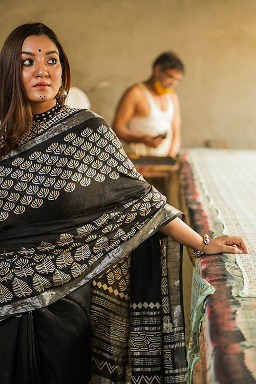 Sooti Syahi Hand Block Printed Slub Cotton Saree-16