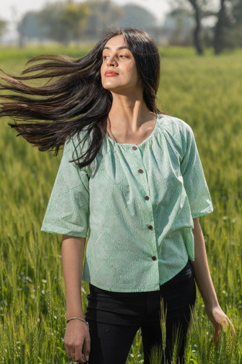 Sootisyahi 'Valley Breeze' Azofree Handblock Printed Pure Cotton Crop Top