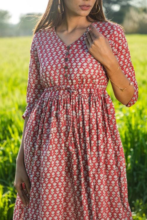Sootisyahi 'Mesmerizing Maroon' Azofree Handblock Printed Pure Cotton Dress
