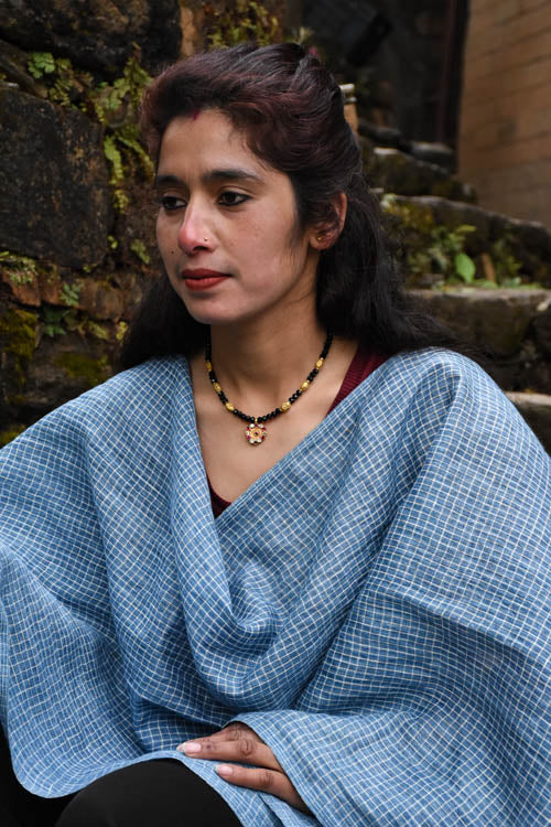 Avani Kumaon Linen & Silk Stole | Indigo With White Checks
