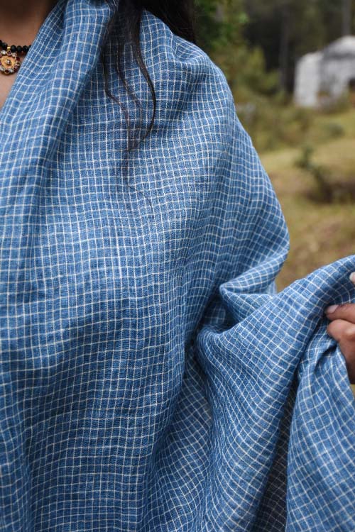Avani Kumaon Linen & Silk Stole | Indigo With White Checks