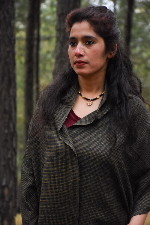 Avani Kumaon Pure Eri Silk Stole | Black With Golden Checks