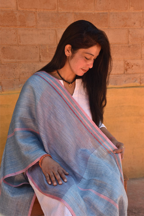 Avani Kumaon Pure Linen Stole | Indigo With Pink & Violet Border