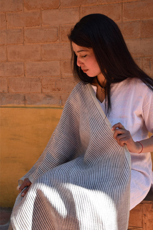 Avani Kumaon Linen Stole | White And Grey Striped