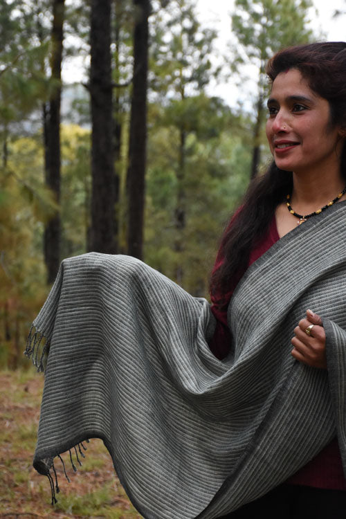 Avani Kumaon Pure Linen Stole | Black With Grey & Green Stripes