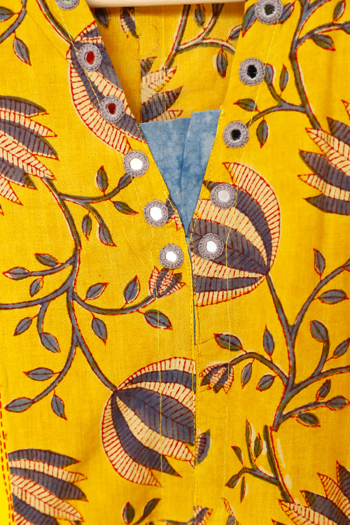 Okhai 'Sample Hundred and Eighty Four'