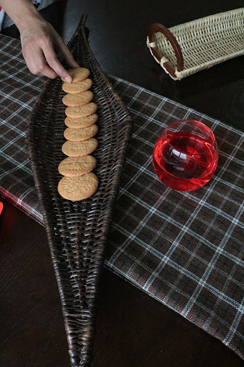 Kadam Haat Handmade Wicker Shikara Platter  (Black)