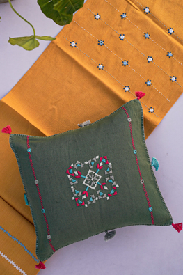 Urmul 'Sammohak'Handembroidered Cushion Cover