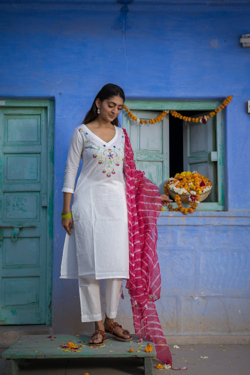 Urmul 'Ardvan' Pure Cotton Kurti set.(Kurti,Pant and Dupatta)