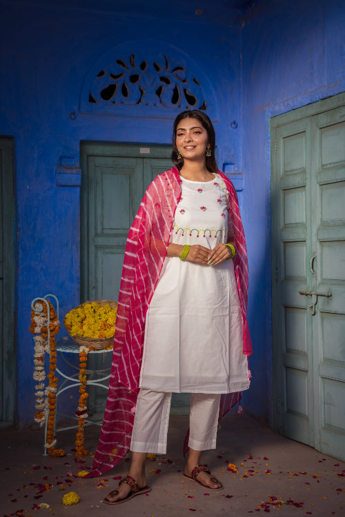 Urmul 'Khalq' Pure Cotton Kurti set.(Kurti,Pant and Dupatta)