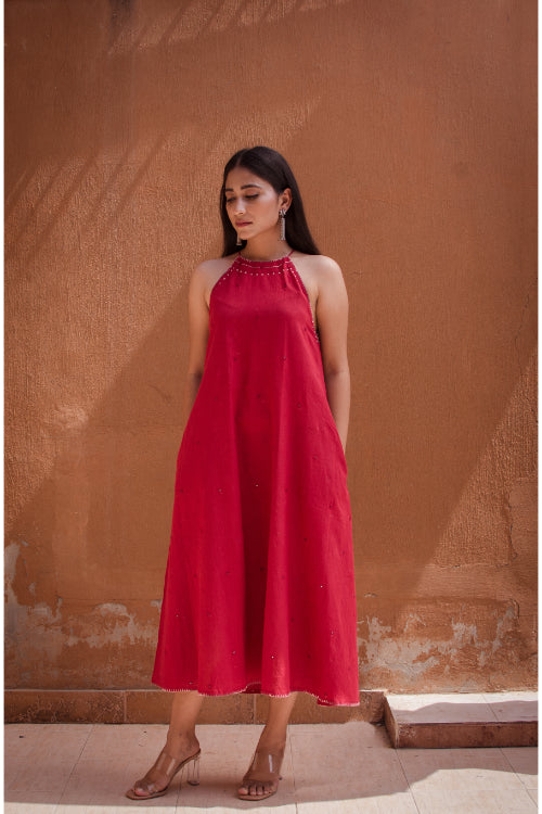 Urmul'Mahjabeen' Laal Ishq Cotton halter neck dress.