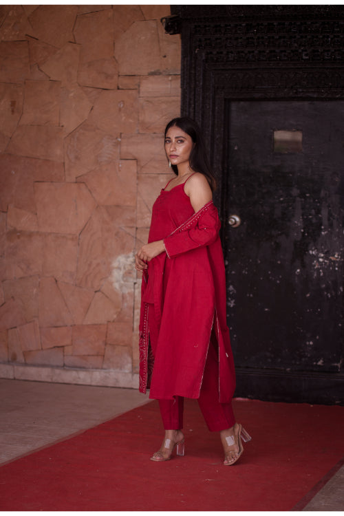 Urmul Sayonee Hand Embroidered Cotton Kurta Pant Set For Women Online