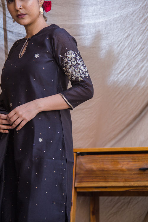 Urmul'Souma' Festive' Chanderi Kurti.(3Pc Kurta,Sharara And Dupatta Set)