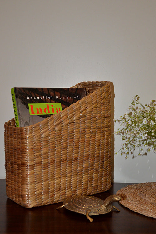 Dharini Water Hyacinth File/Magazine Holder (Natural)