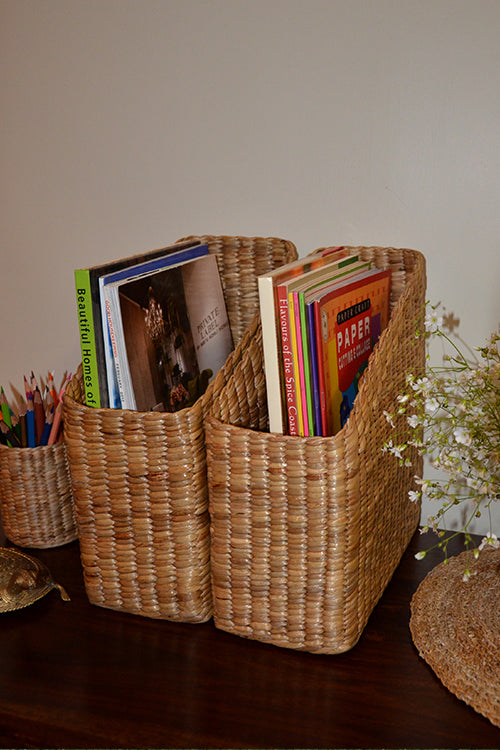 Dharini Water Hyacinth File/Magazine Holder (Natural)