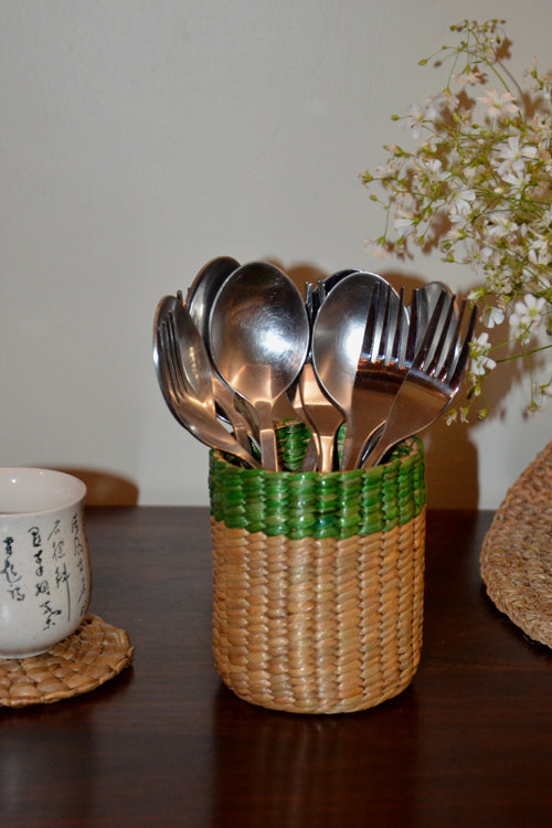 Dharini Water Hyacinth Pen/Cutlery Holder (Green-Natural)