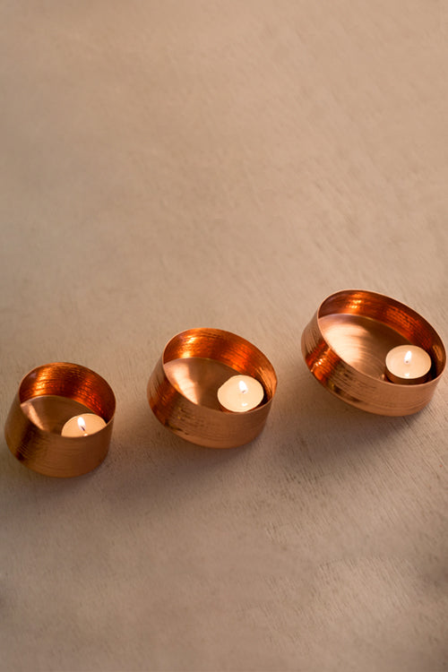 Okhai Whriling Copper Handmade Candle Stand Online