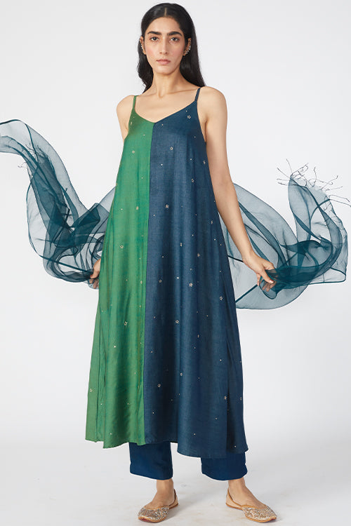 Earthy Embroidered Green & Blue Kurti Pant Set With Dupatta Online