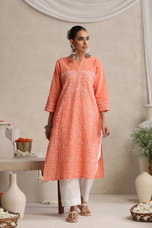 Shwet Women Peach Chikankari Kurta