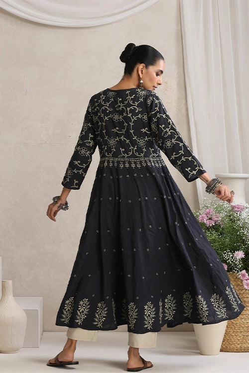 Shwet Hand Embroidered Chikankari Cotton Black Kali Kurta