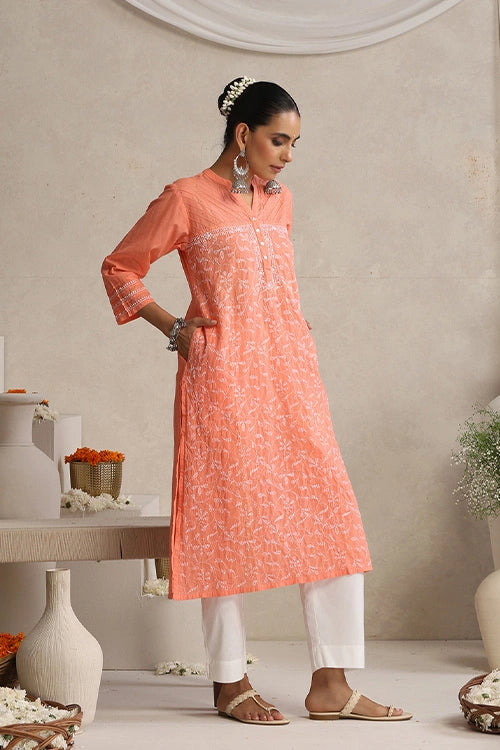 Shwet Women Peach Chikankari Kurta