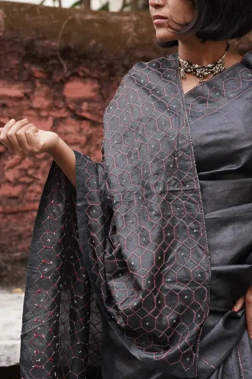 Sadhna"Raatrani"Handcrafted Silk Saree