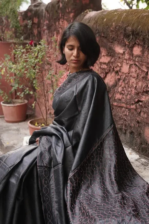 Sadhna"Raatrani"Handcrafted Silk Saree