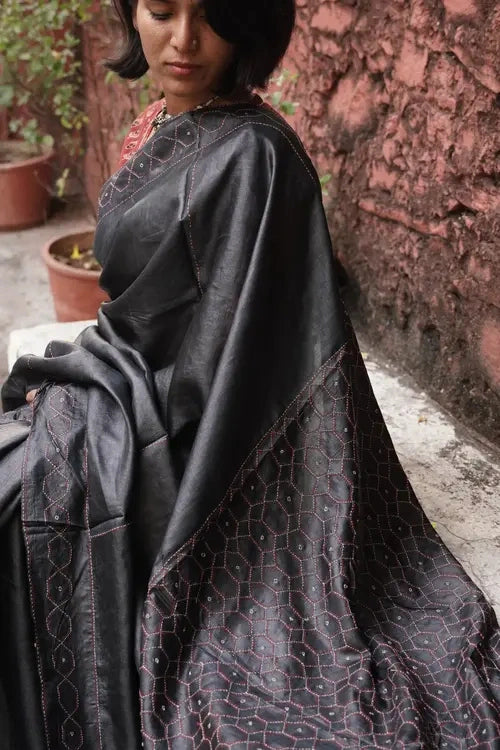 Sadhna"Raatrani"Handcrafted Silk Saree