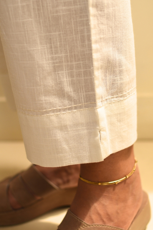 Rangsutra White Cotton Pant With Kantha Hand Embroidery