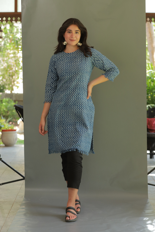 Moralfibre Indigo Zig Zag Printed Cotton Kurti For Women Online