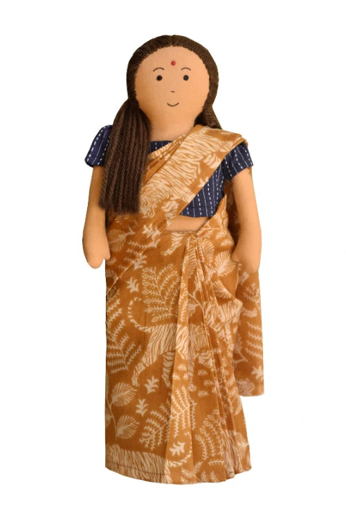 The Good Doll Nilah'S Amma 12 Inch Girl Doll Beige Saree