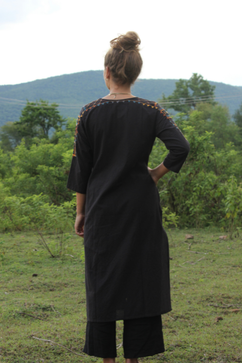 Porgai 'Black Irakkaikal' Hand Embroidery Cotton Kurta