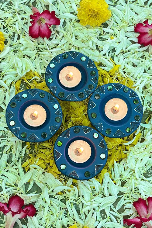 Antarang: Terracotta- Handpainted - Blue Flower Diya Set Of 6