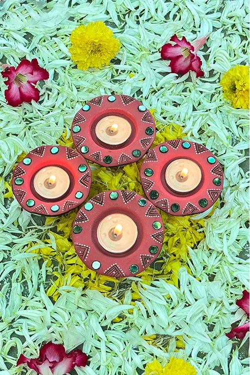 Antarang: Terracotta- Handpainted - Red Flower Diya Set Of 6