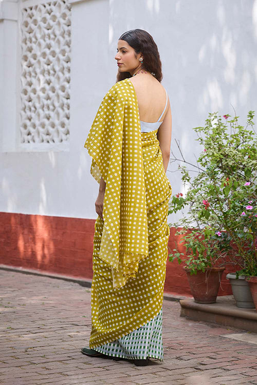Dressfolk Grid play Bengal Cotton Saree