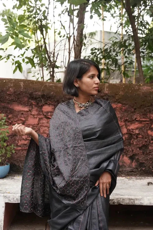 Sadhna"Raatrani"Handcrafted Silk Saree