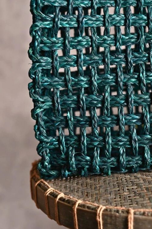 Kadam Haat Kadam Haat - Andmade Sabai Grass Mesh Bag - (Indigo)