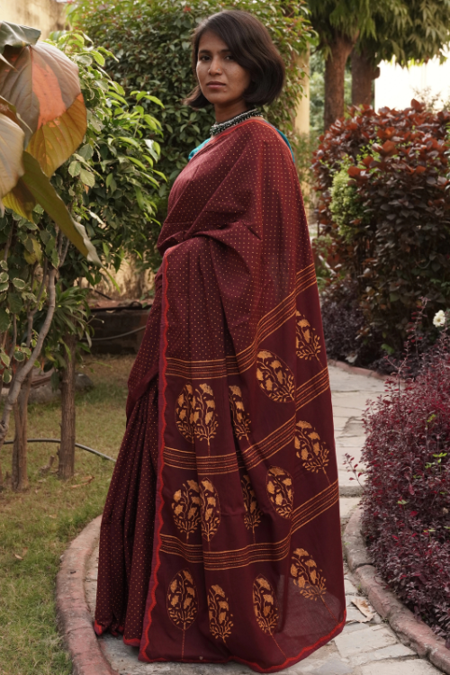 Sadhna"Gulmohar"Dot Print Maroon Cotton Saree