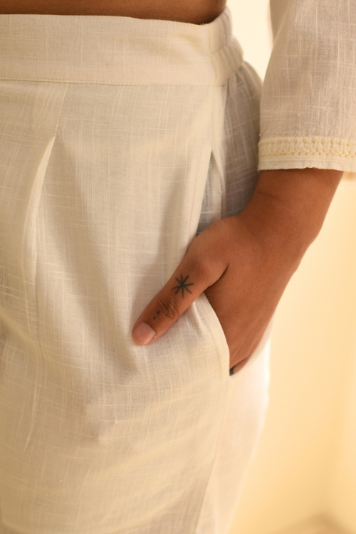 Rangsutra White Cotton Pant With Kantha Hand Embroidery