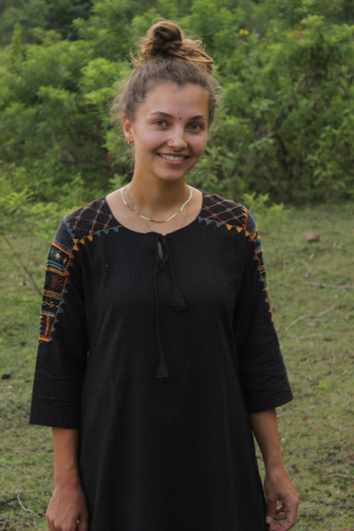 Porgai Black Irakkaikal Hand Embroidered Cotton Kurta For Women Online