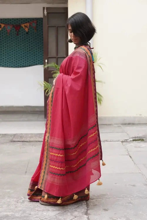 Sadhna"Pankhuri"Pink Cotton Applique Saree