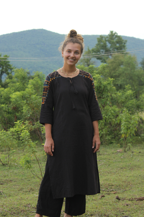 Porgai Black Irakkaikal Hand Embroidered Cotton Kurta For Women Online