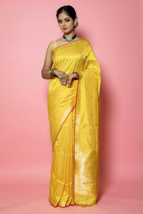 "VWAS" Yellow  Handloom Banarasi Pure Katan Silk Kadwa Booti Saree