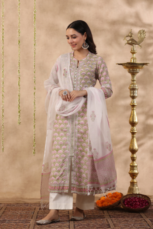 Shuddhi Green And Pink 2 Piece Kurta Set