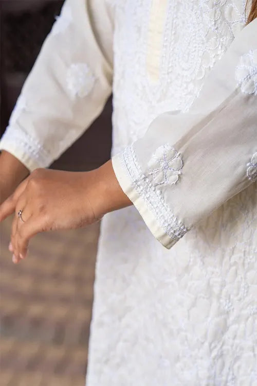 Craftroots Chikankari Embroidered Kurta