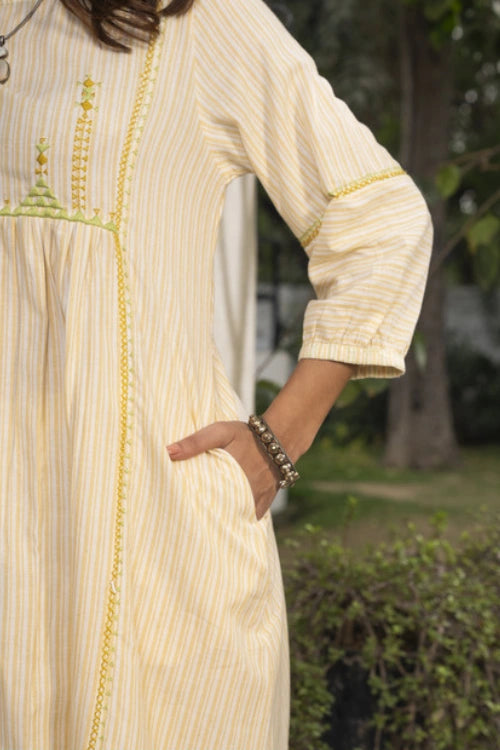 Rangsutra Suhani Cream Striped Cotton Kurta With Soof Hand Embroidery
