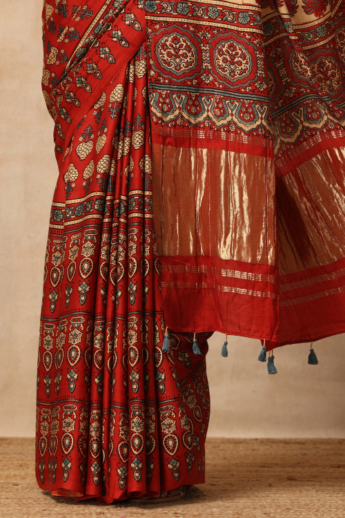 Tenaaro  Ajrakh Hand Block Printed Modal Tissue Pallu Saree (Red-5)