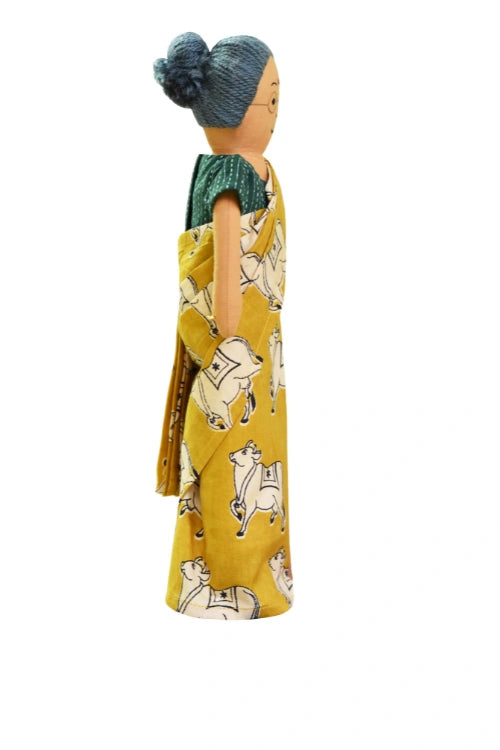 The Good Doll Nilah'S Paati 12 Inch Girl Doll Yellow Saree