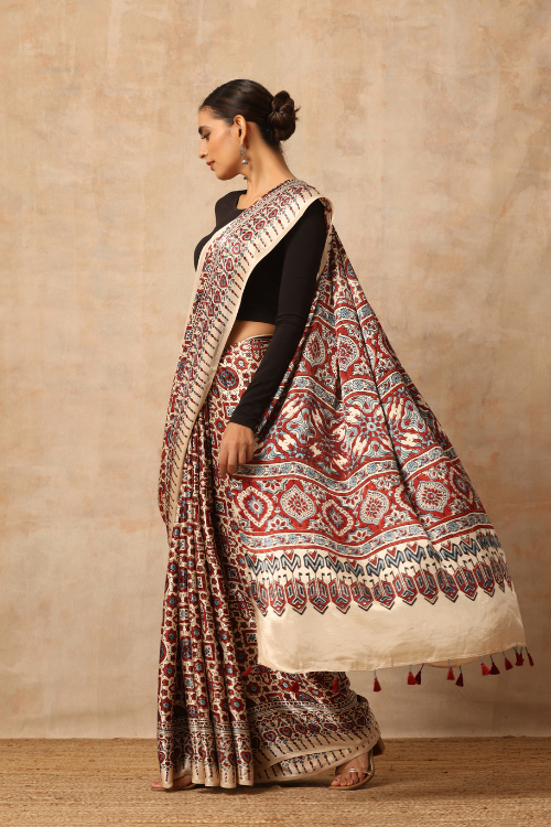Tenaaro Ajrakh Hand Block Printed Modal Sik Saree  (Offwhite-18)