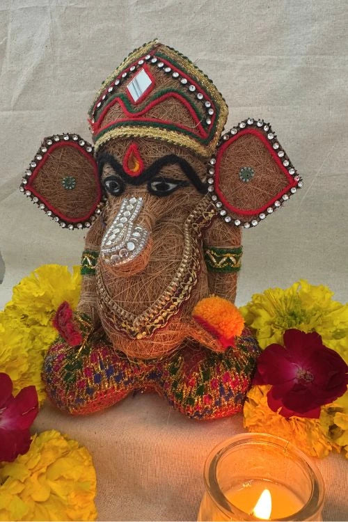 Okhai Coconut Fibre "Lord Ganesha"